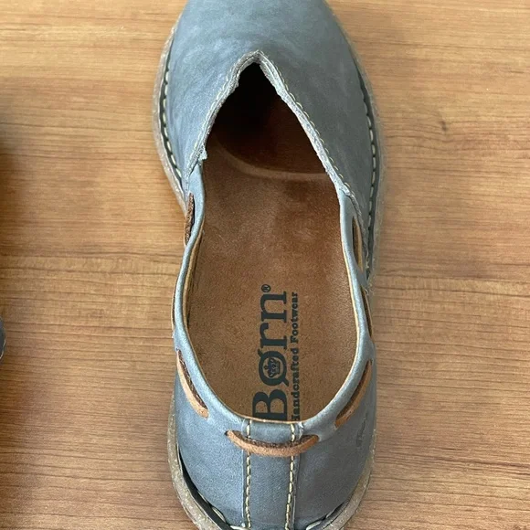 Born Women’s Naya Leather Slip-On Loafers Size 7 Like New - Picture 2 of 4
